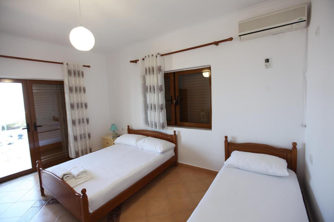 Hotel Lagjini Λούκοβο Εξωτερικό φωτογραφία