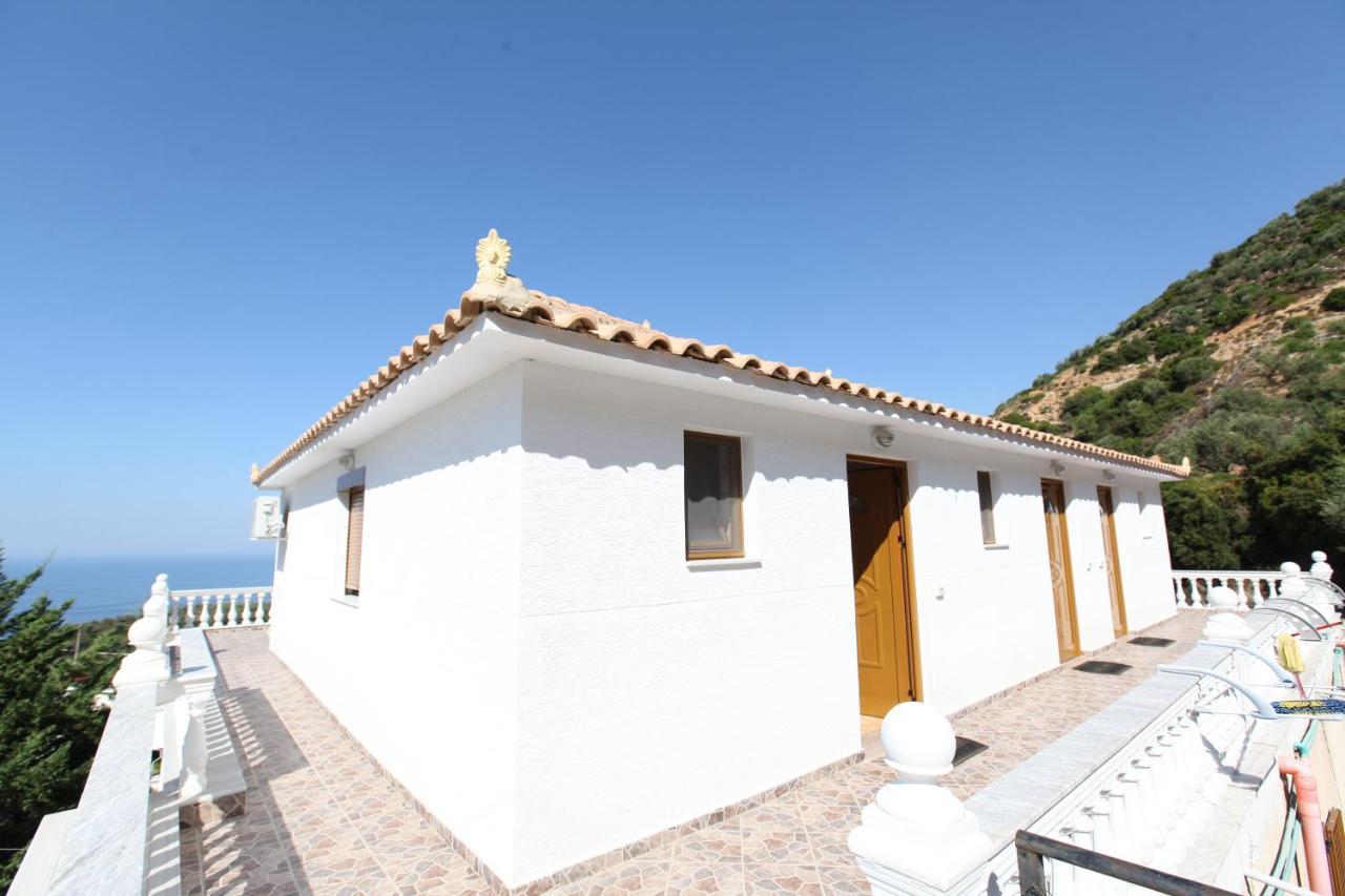 Hotel Lagjini Λούκοβο Εξωτερικό φωτογραφία