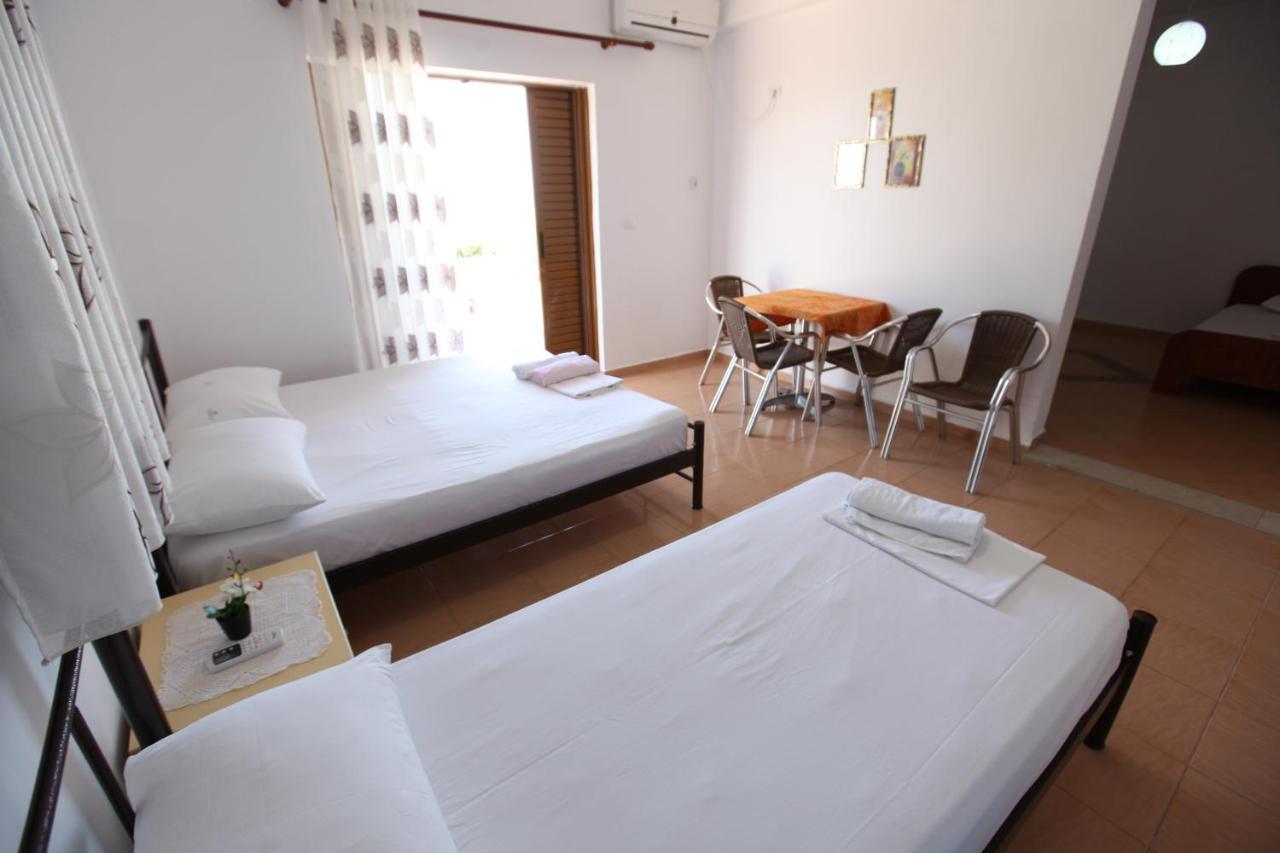 Hotel Lagjini Λούκοβο Εξωτερικό φωτογραφία