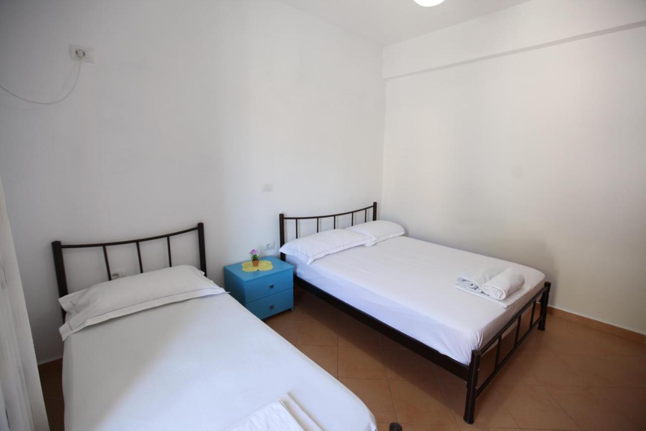 Hotel Lagjini Λούκοβο Εξωτερικό φωτογραφία