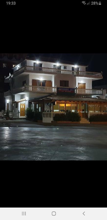 Hotel Lagjini Λούκοβο Εξωτερικό φωτογραφία