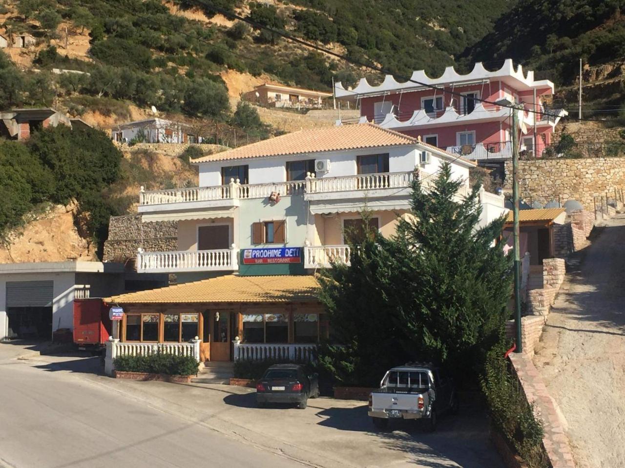 Hotel Lagjini Λούκοβο Εξωτερικό φωτογραφία