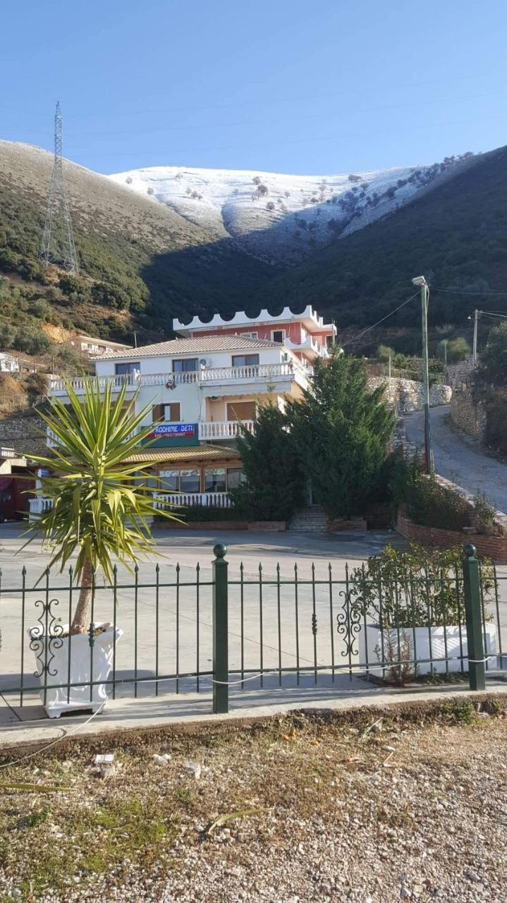 Hotel Lagjini Λούκοβο Εξωτερικό φωτογραφία