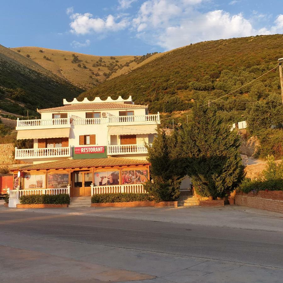 Hotel Lagjini Λούκοβο Εξωτερικό φωτογραφία